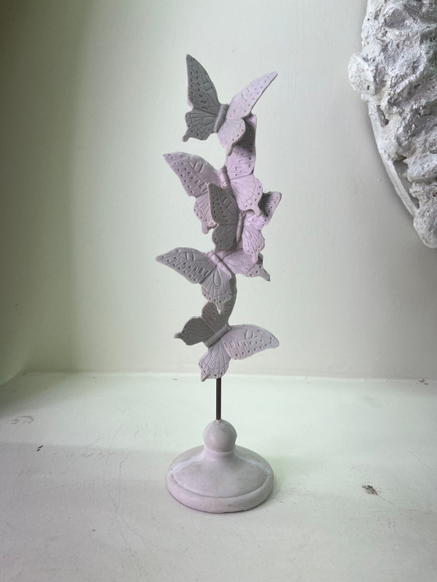 دکوری پروانه ای