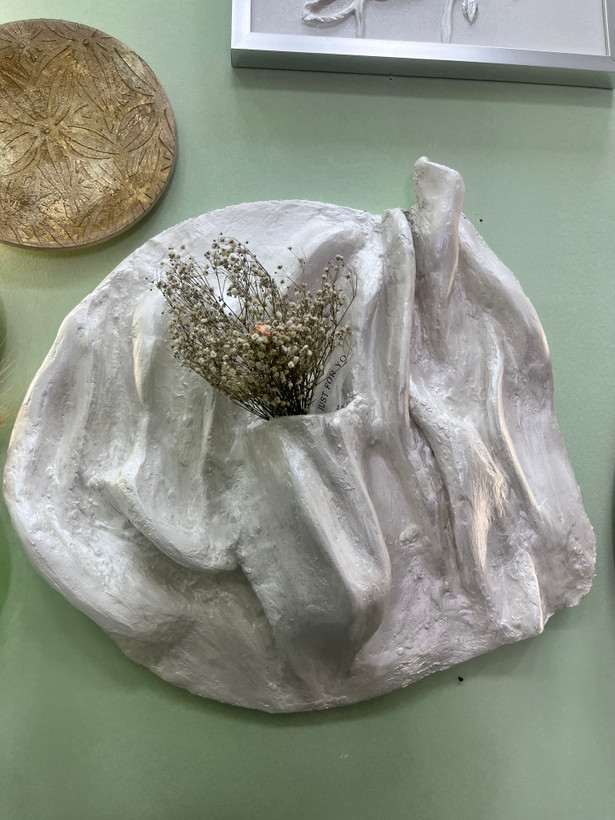 دیوارکوب دکوری گلداندار طرح پارچه