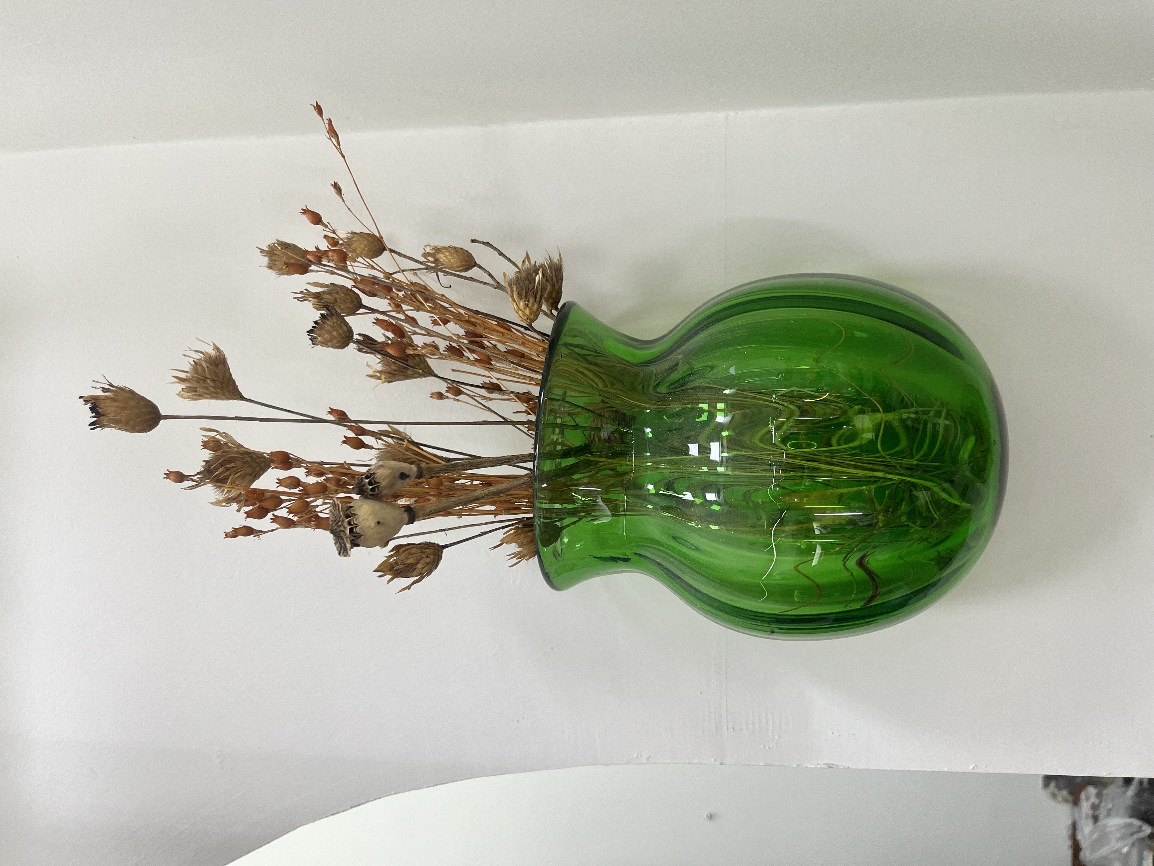 گلدان شیشه‌ای دکوری