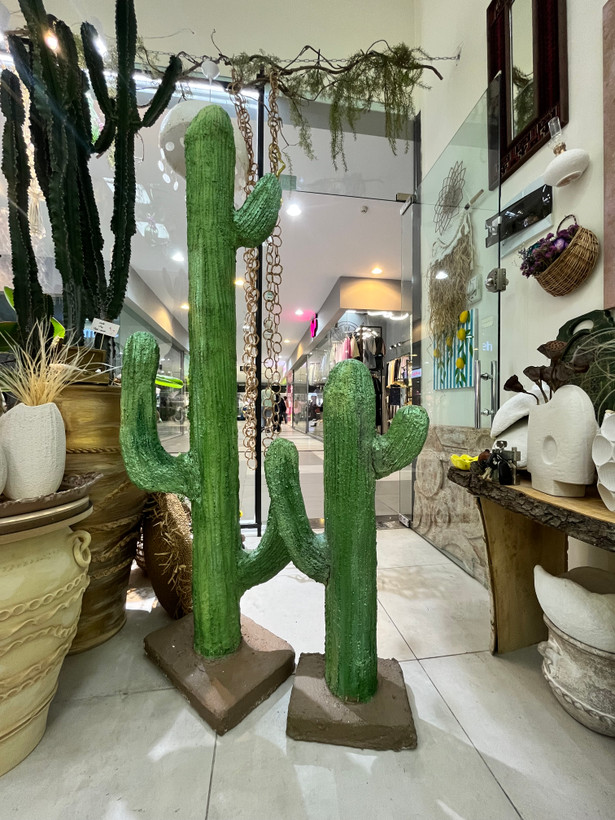 مجسمه دکوری کاکتوس